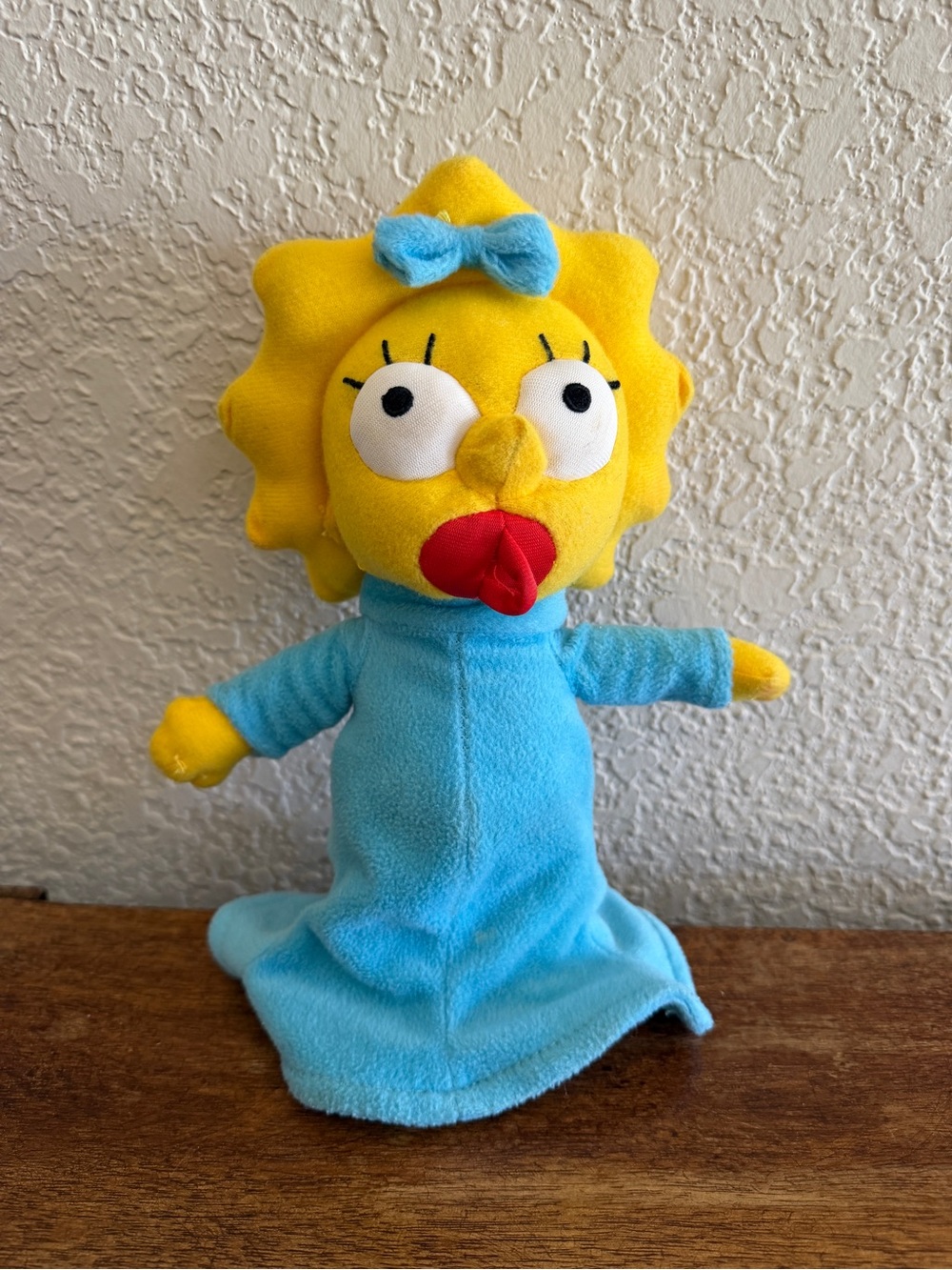 Maggie The Simpsons Universal Studios  Plush Stuffy Toy Snuggie
